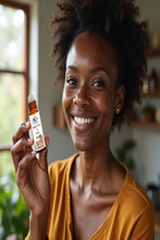 Load image into Gallery viewer, Apple Glow & Spice Perfume Oil for Women